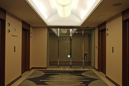 24階エレベータホール